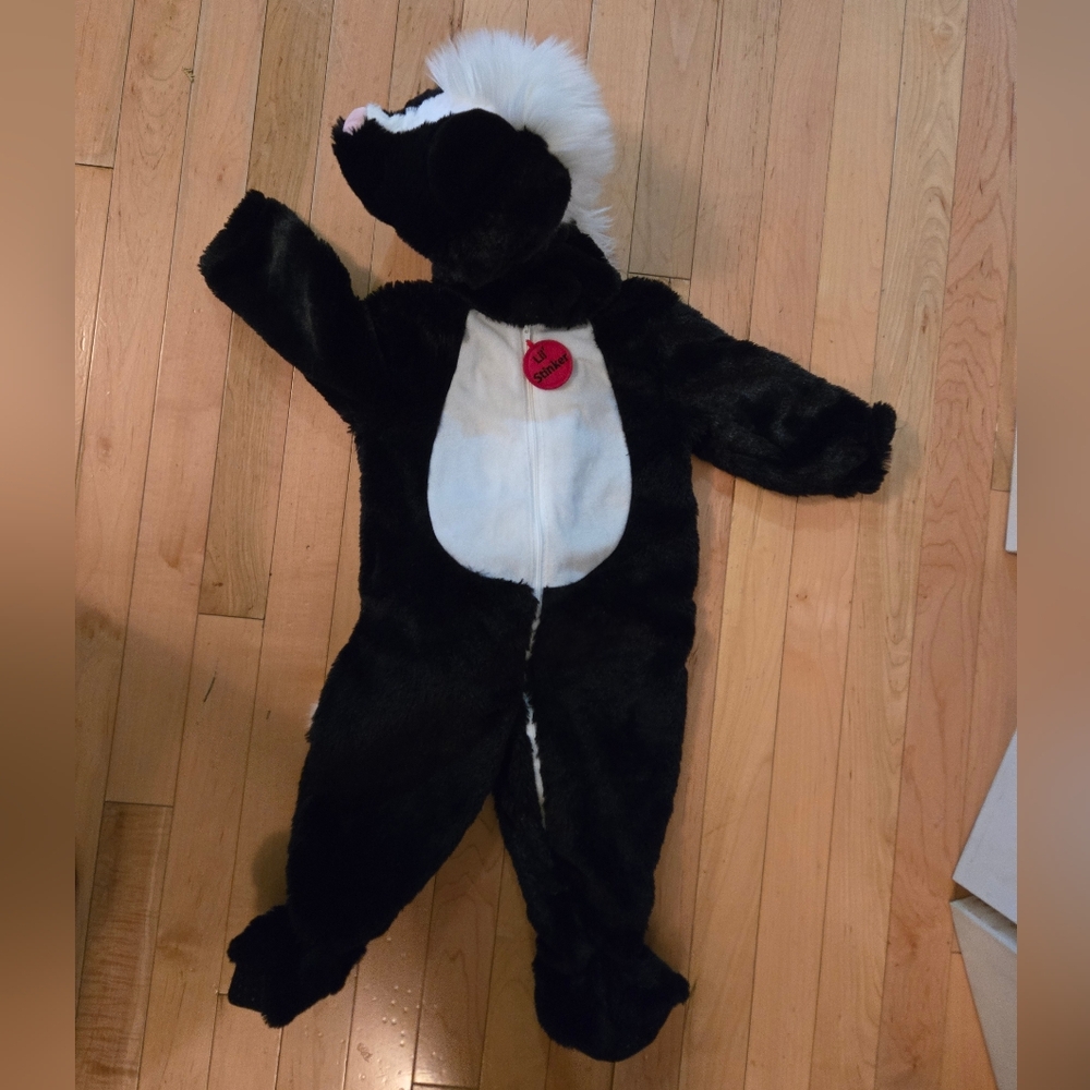 Skunk costume 12 months